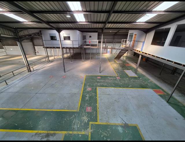 600M² WAREHOUSE TO LET IN WADEVILLE